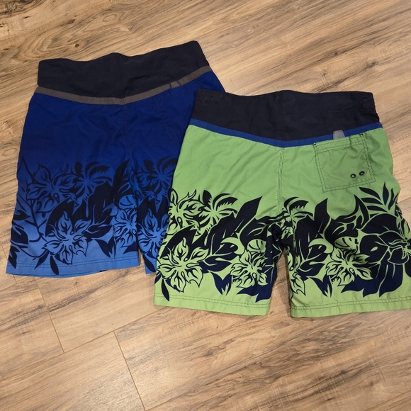 2 pair Mens size 34, No Boundaries swim trunks - Picture 2 of 6